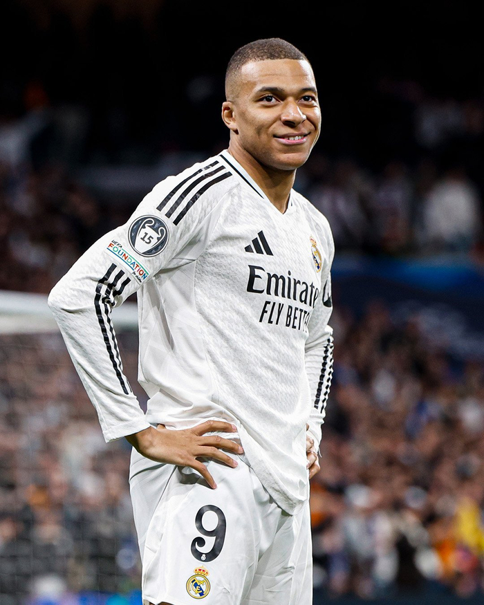 武磊去年全勤34球，今年出场6次进1球！海港失核仍3连冠（从34球到1球：武磊状态起伏，海港失核仍夺三连冠）