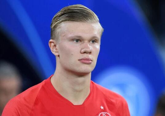 博列洛：皮奥20岁已非常全面，意大利国家队有了未来中锋人选（博列洛盛赞20岁皮奥：全面成熟，意大利队未来中锋人选已现）