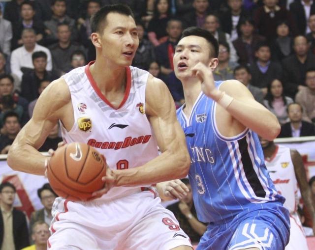 欧冠战报：艾尔尤努西、阿乔里破门，哥本哈根3-2绝杀黄潜（欧冠：艾尔尤努西、阿乔里建功，哥本哈根3-2压哨绝杀黄潜）