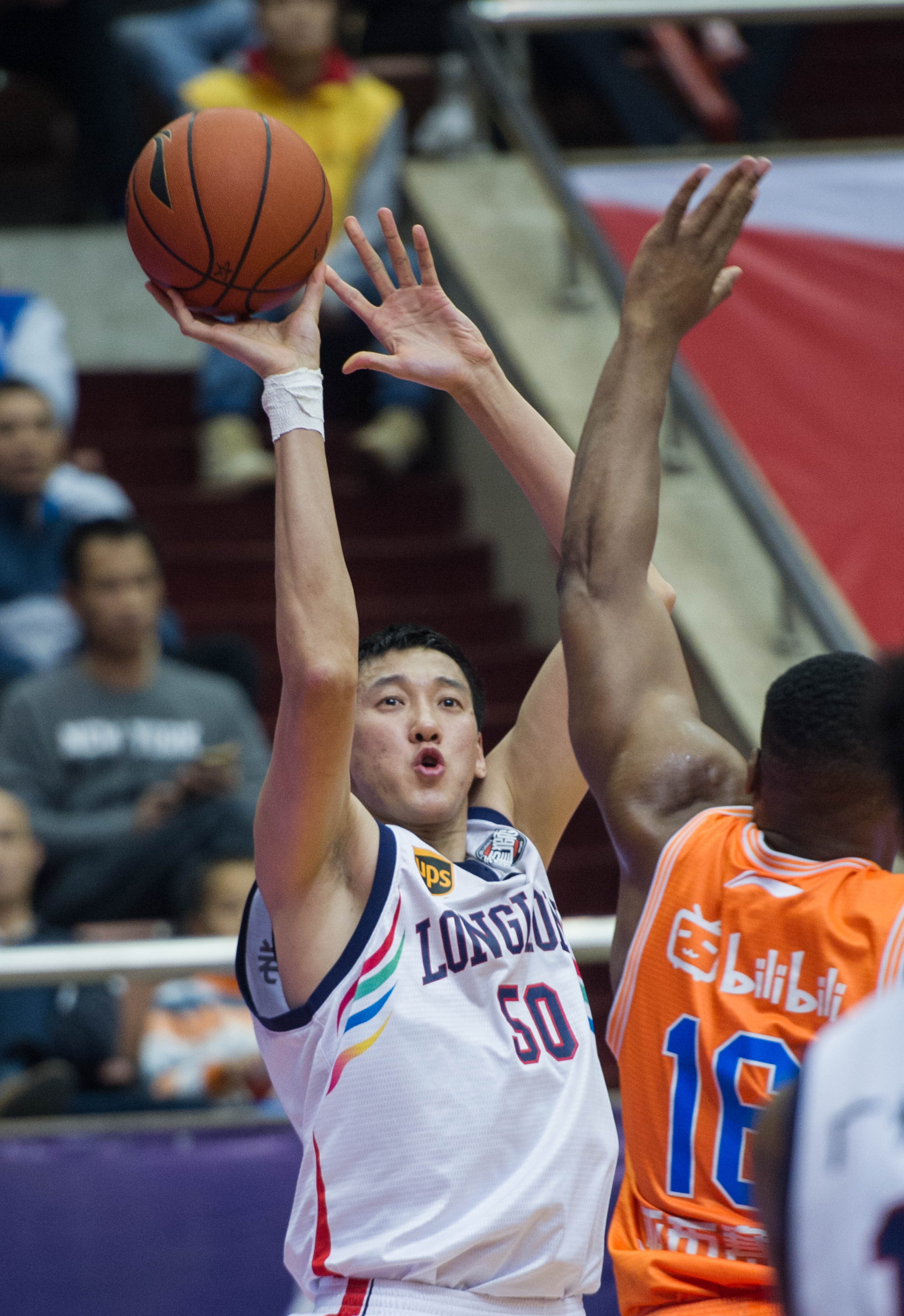 东体解读足联新规！亚冠更加没指望，女足发展受阻，一人成最大受害者（东体解析足联新政：亚冠前景更黯淡，女足受挫，一人成最大输家）