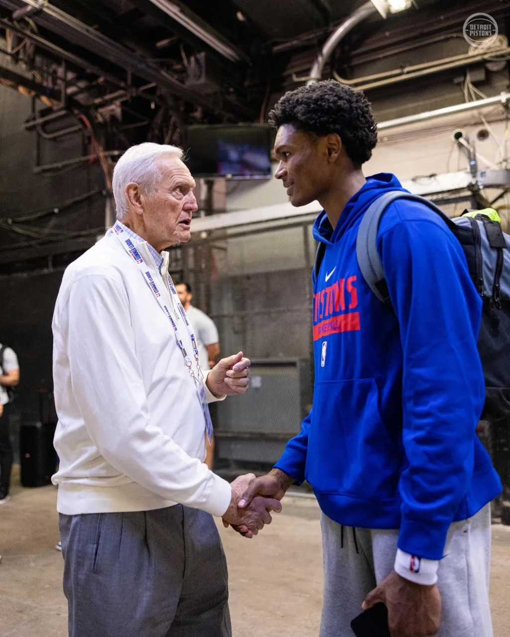 葡萄牙战亚美尼亚全场数据：控球率76-24，射门26-3（葡萄牙vs亚美尼亚全场统计：控球76%-24%，射门26比3）